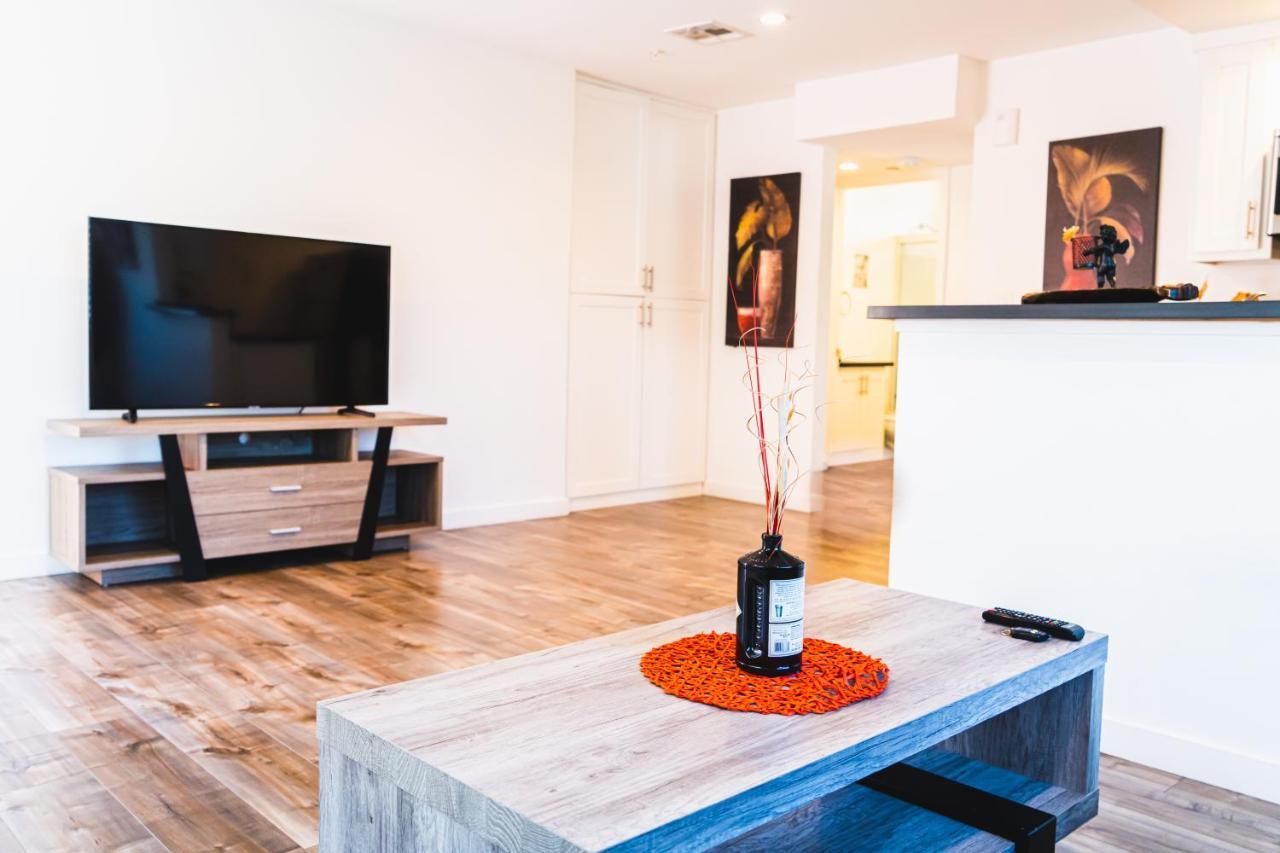 Modern Remodeled 1-Bedroom Close To Hollywood Walk Of Fame With Parking Los Angeles Buitenkant foto